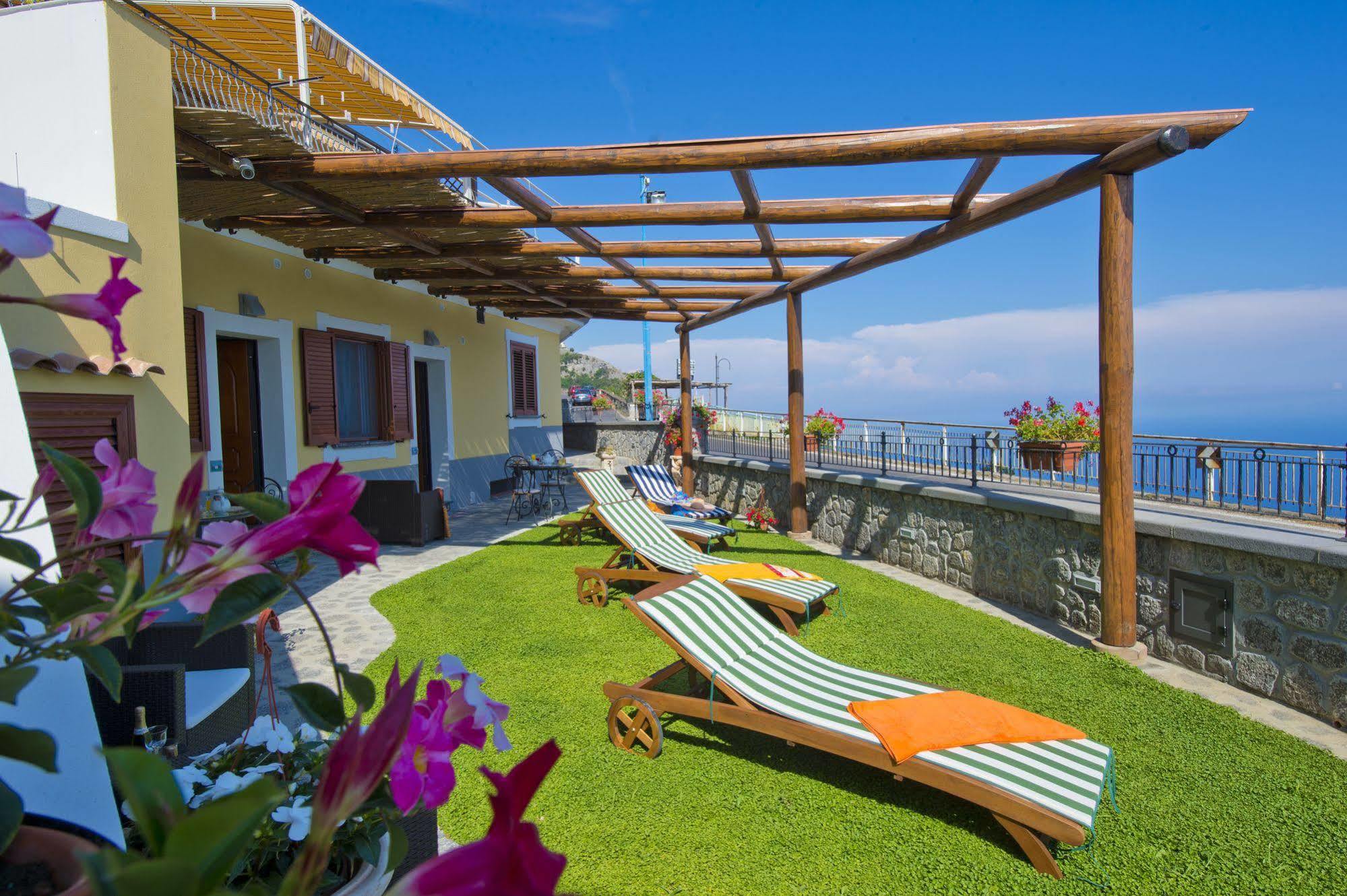 Bed and Breakfast La Mela Blu Furore Exteriér fotografie